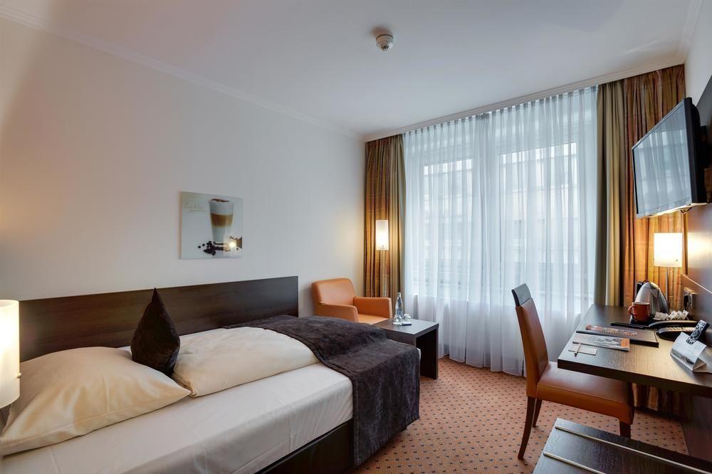 Hotel Awa