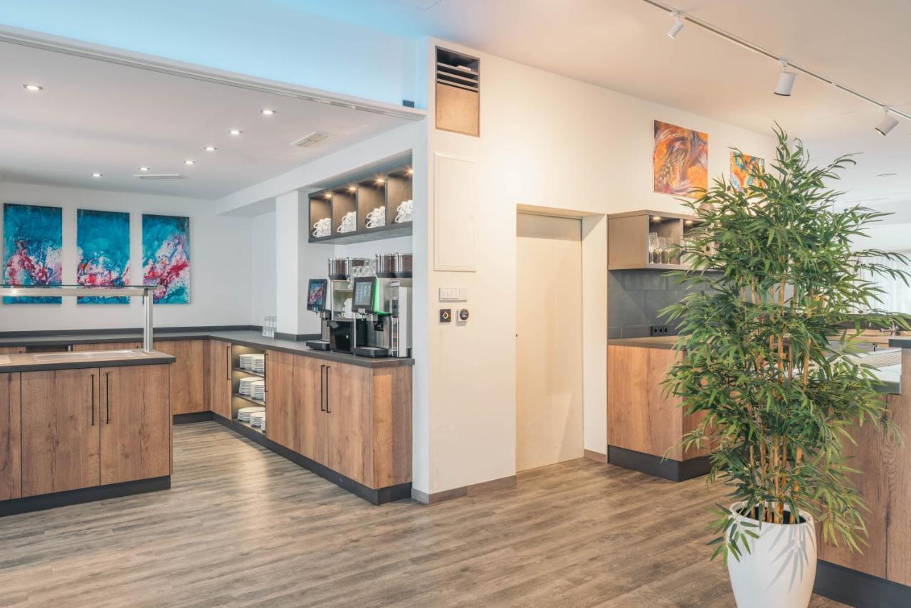 Awa 4* München